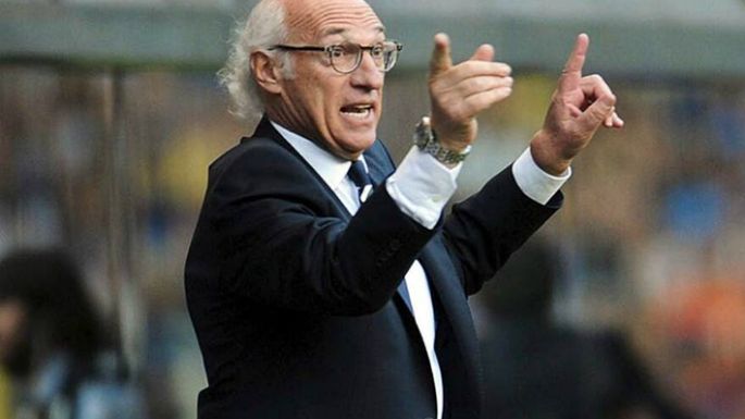 Diego Martínez y Carlos Bianchi, los nombres de Riquelme