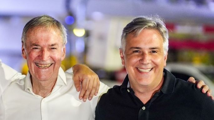 Llaryora recibirá la banda y el bastón de gobernador en San Francisco