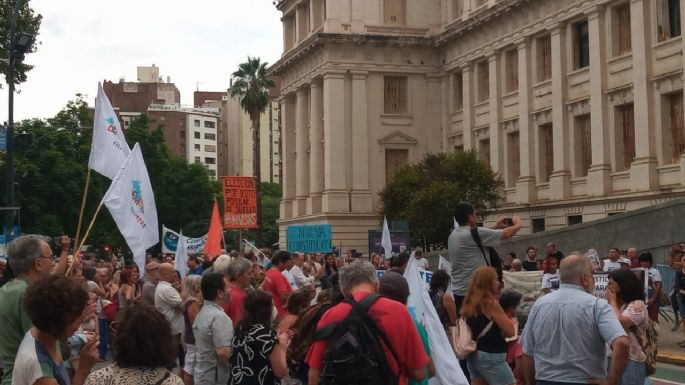 Marcha a favor del juicio político a los miembros de la Corte Suprema de Justicia