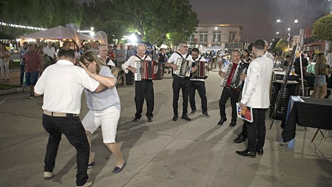 “Las instituciones vendieron todo”