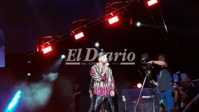 MyA hace bailar y enamora al Anfi