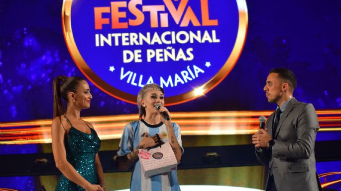 La bailarina Valu Toranzo fue homenajeada en el Anfiteatro