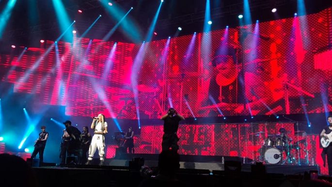 Nicki Nicole subió al escenario y deslumbró con su talento