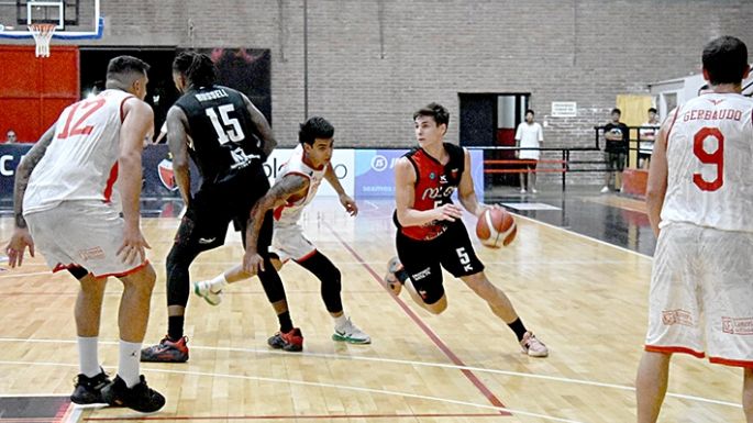 Ameghino ganó y sigue en lo más alto