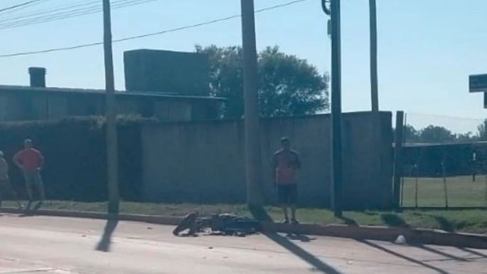Falleció un joven tras caer de su motocicleta