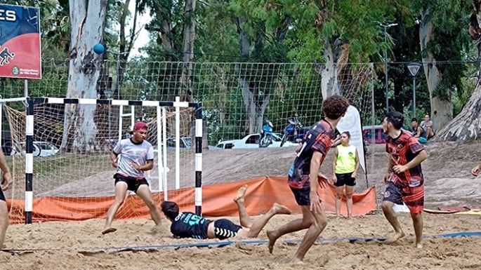 La Uni retornó a las prácticas