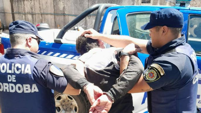 Ingresó a la vivienda de dos mujeres sin permiso y fue detenido
