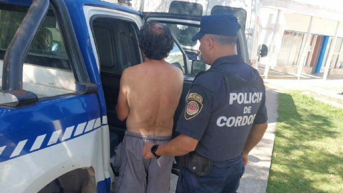 Un detenido tras ser sorprendido dentro de una casa por el dueño