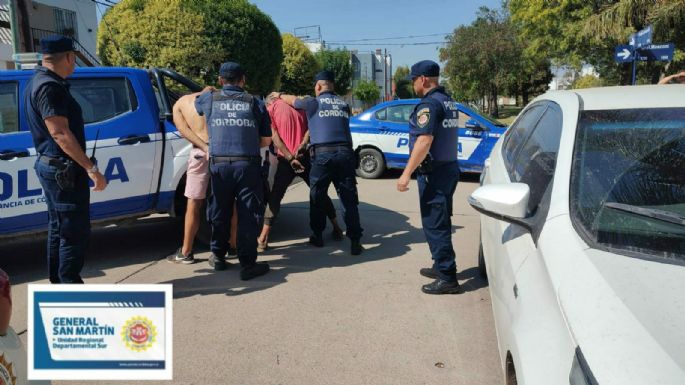 Detuvieron a dos hombres que habían robado una rueda, una batería y herramientas de un auto