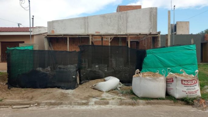 Falleció un trabajador tras caer desde el techo de una obra