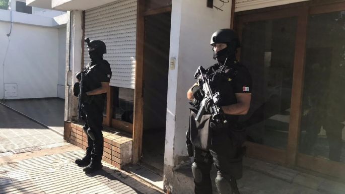 Desmantelaron un invernadero de marihuana a metros de la municipalidad