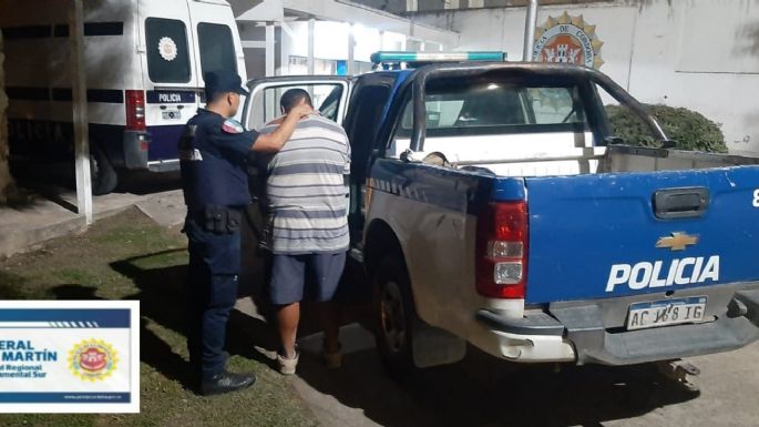 Un delincuente robó un lavarropa de una casa, los vecinos lo vieron y fue detenido