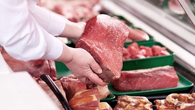 Massa prepara medidas para contener el precio de la carne