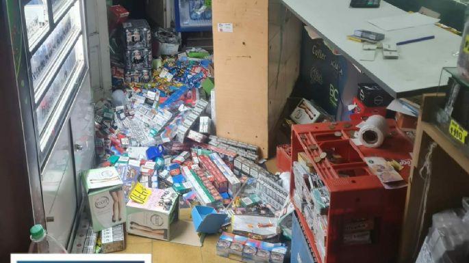 Ocho detenidos por saqueos y destrozos en un comercio local