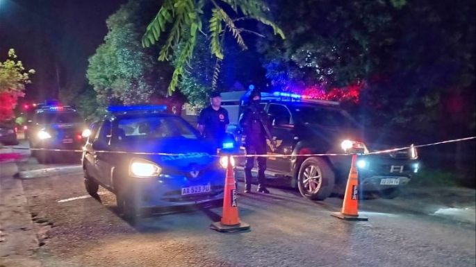 Intentó escapar con su auto pero chocó y quedó detenido