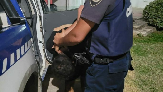 Robo, persecución, resistencia al arresto y violencia contra policías esta madrugada