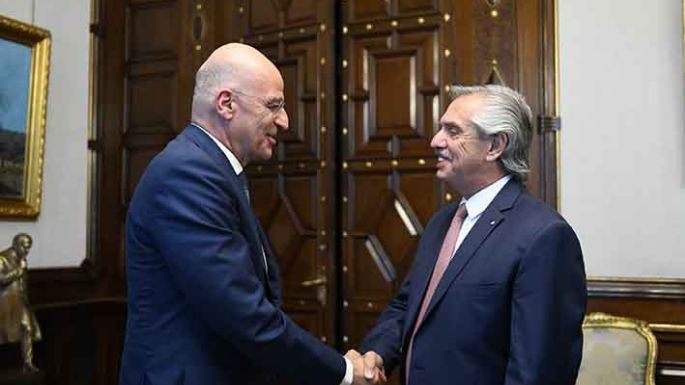 Fernández recibió al canciller de Grecia