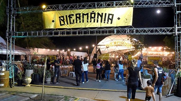 Biermania: la propuesta gastronómica y musical que sintoniza con el Festival