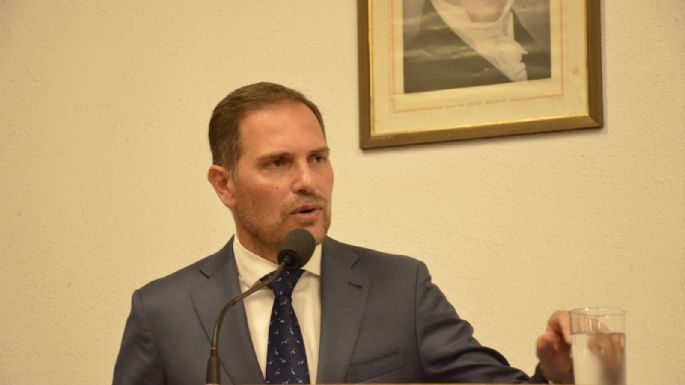 Gill anunció que "en 15 ó 20 días" llaman a licitación para el barrio que albergará a 250 familias