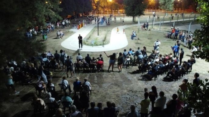 Vecinos y vecinas ya disfrutan el nuevo espacio polideportivo
