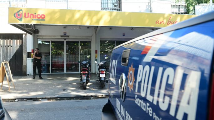 Alberto se comunicó con Javkin tras el ataque al supermercado de la familia de Messi