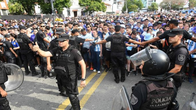 Incidentes con hinchas estafados con entradas falsificadas