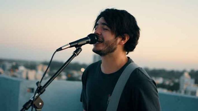 Mister Chofy lanzó dos videoclips desde las alturas de la ciudad