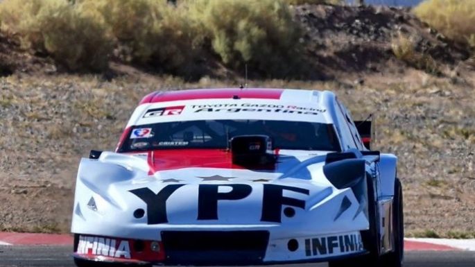Matías Rossi logró la primera pole de Toyota