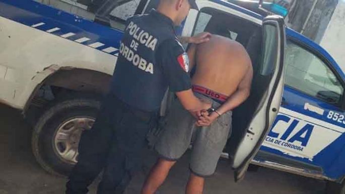 Dos detenidos: uno, por robo en flagrancia; otro, por hurto