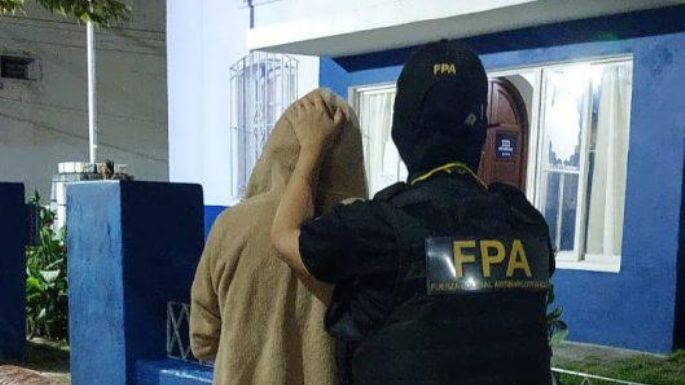 Un hombre junto a su pareja y su hija detenidos por venta de drogas
