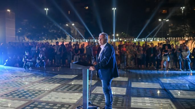 La plaza España luce totalmente renovada