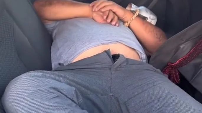 Rompió la luneta de un auto que estaba estacionado para quedarse a dormir dentro