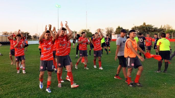 Yrigoyen y Rivadavia se presentaron con goleadas