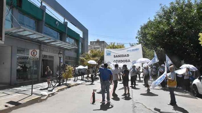 Deuda con los trabajadores de salud