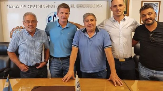 Jugarán Alumni, Universitario y Española