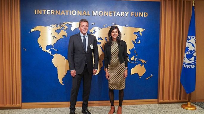 El FMI desembolsó USD 5.400 millones