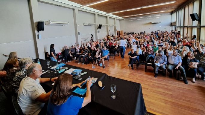 La UEPC rechazó la propuesta y convocó a un paro de 72 horas