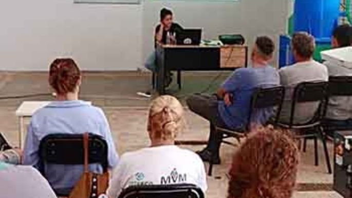Capacitan a cooperativistas