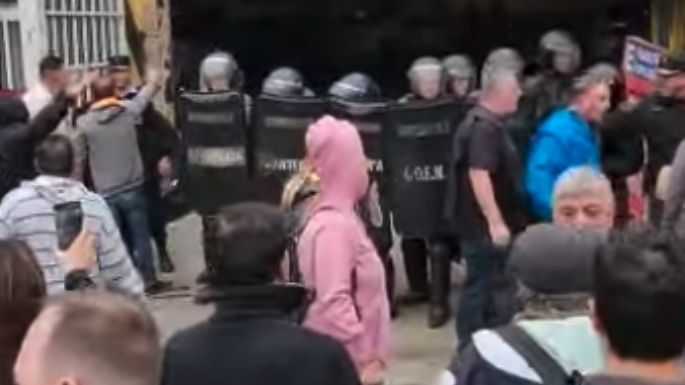 [Vídeos] Golpearon y detuvieron a un delegado local del SEP en Córdoba