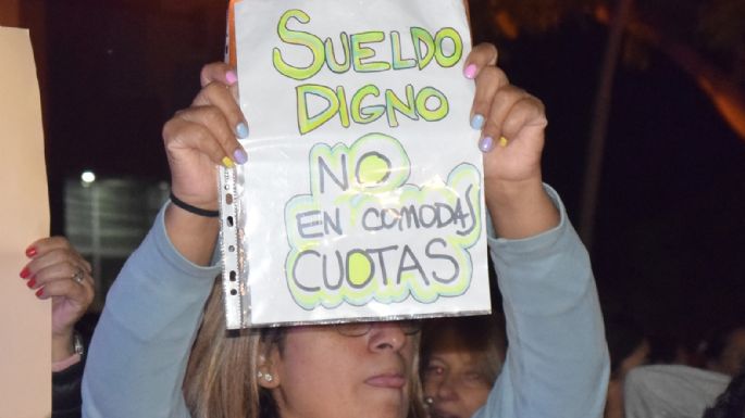 Docentes convocan a una concentración para este miércoles