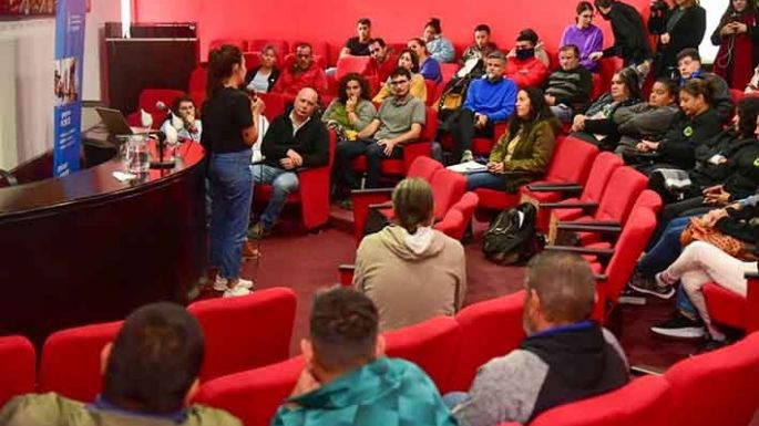 Hay 55 recuperadores de residuos en la ciudad y comenzaron a ser capacitados