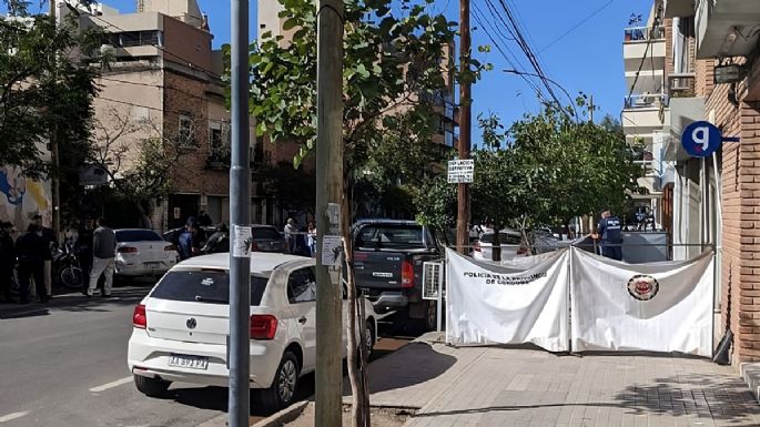 Un hombre murió al caer desde un balcón por huir de un allanamiento por abuso infantil