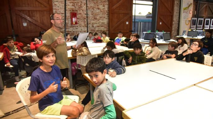 Más de 400 vecinos de todas las edades participan de los talleres municipales