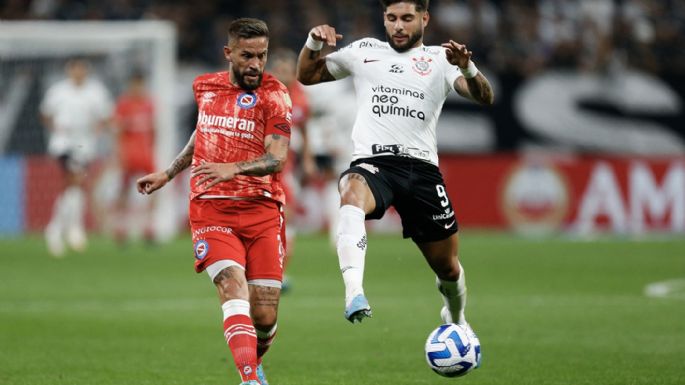 Triunfazo de Argentinos Juniors sobre Corinthians en Brasil