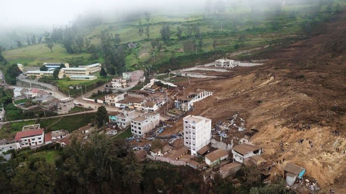 Ya son 27 los muertos y 61 los desaparecidos por un alud en Ecuador
