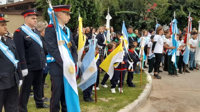 Villa Nueva también homenajeó a veteranos y caídos en Malvinas