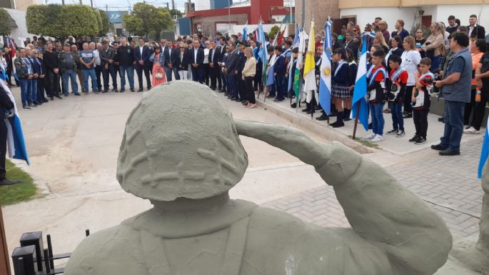 Villa Nueva también homenajeó a veteranos y caídos en Malvinas