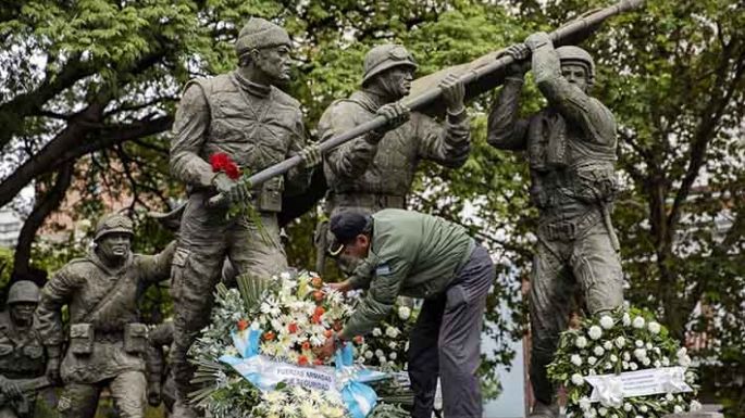 La Provincia rindió homenaje a sus héroes