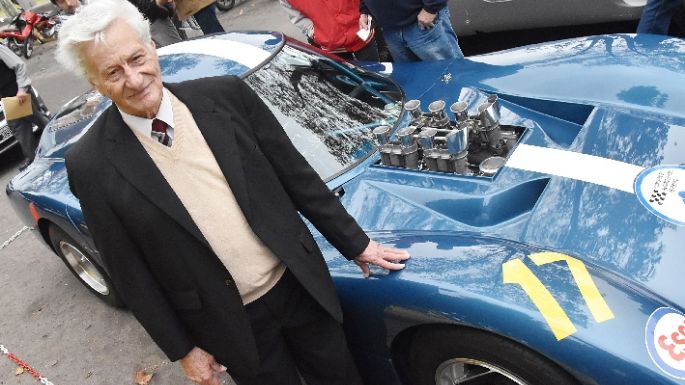 El Huayra circulará entre castillos y será motivo de estudio en Oxford