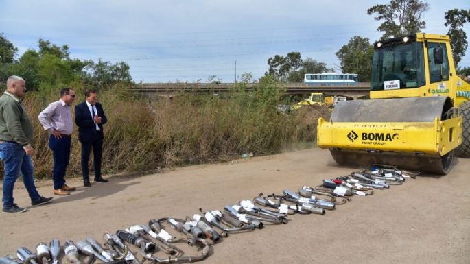 Destruyeron más de 60 caños de escape que incumplían la normativa vigente
